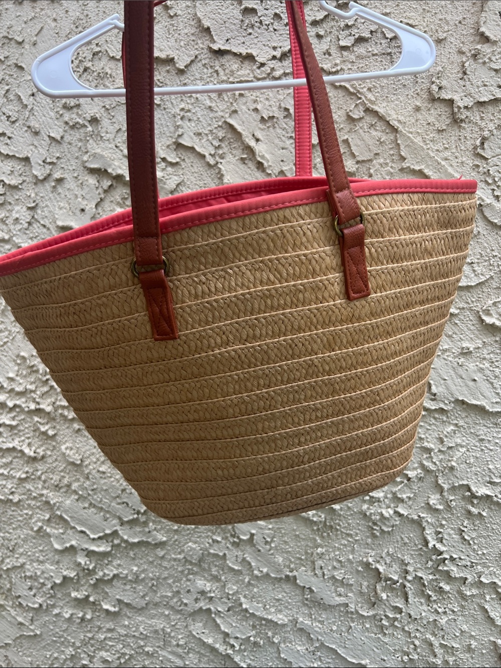 Large wicker tote